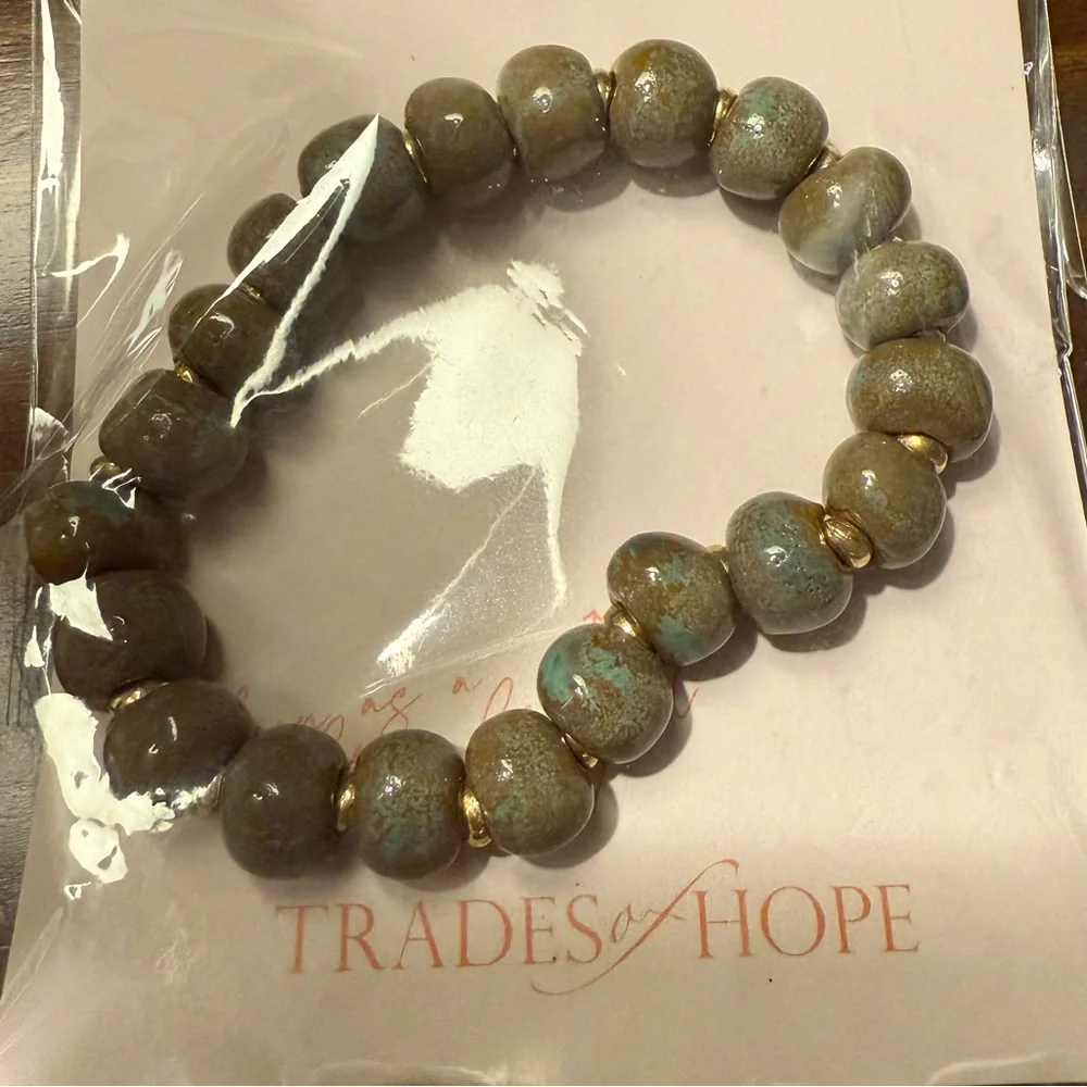 Patina Clay Bracelet - Picture 4 of 4